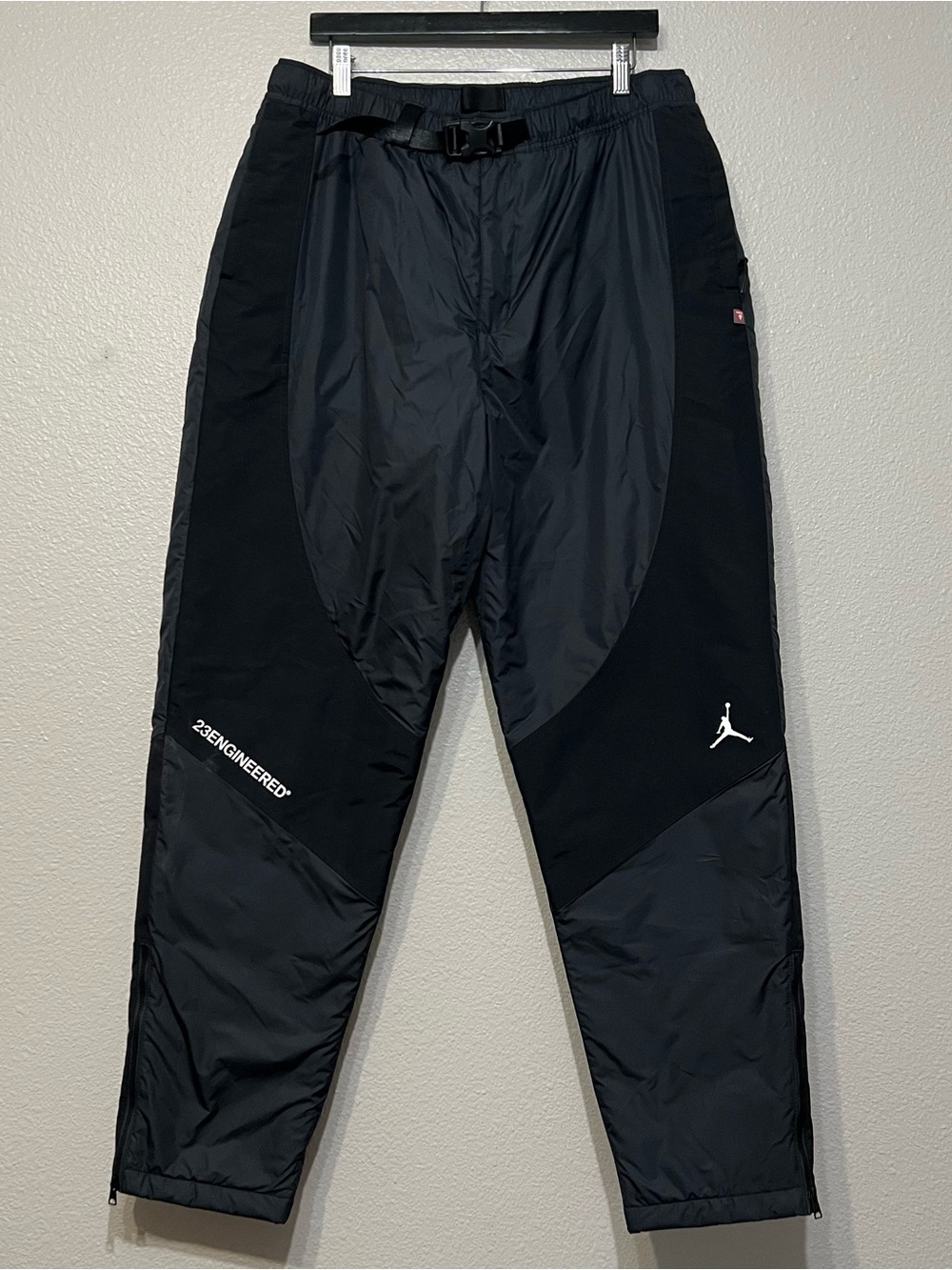 Nike Air Jordan 23 Engineered Insulated Primaloft Pants DC9658-010 Men's Large